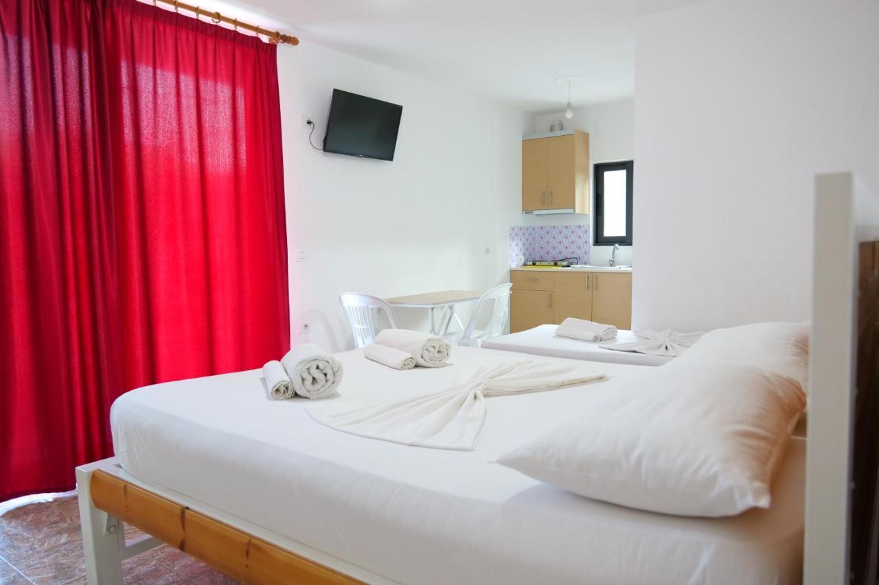 Villa Allkushi Sarandë Buitenkant foto