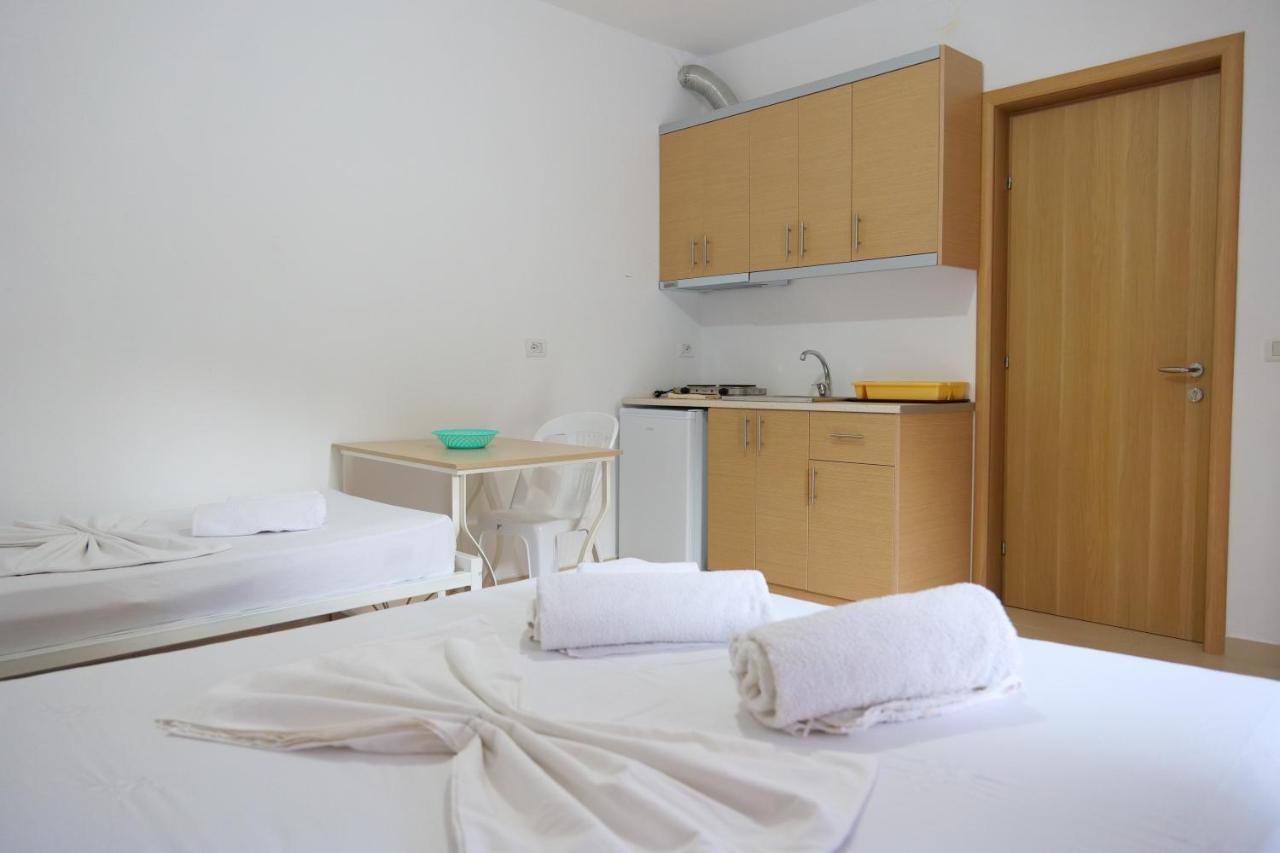 Villa Allkushi Sarandë Buitenkant foto